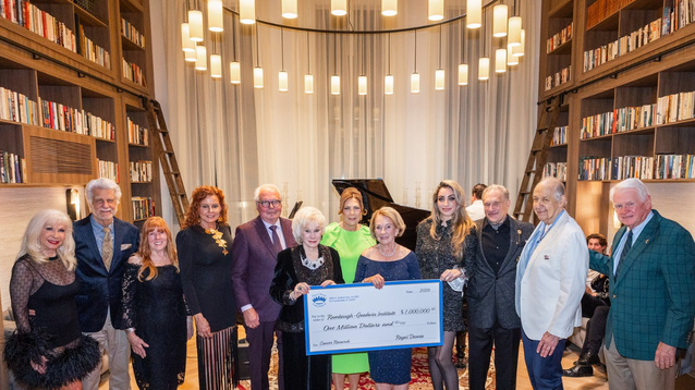 Check Presentation Royal Dames Event