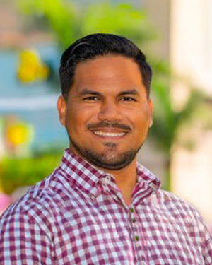 Andrew Rivera headshot